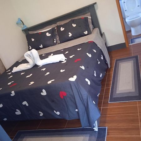 Sarah'S Garden Bnb & Spa Panzió Clarin  Kültér fotó