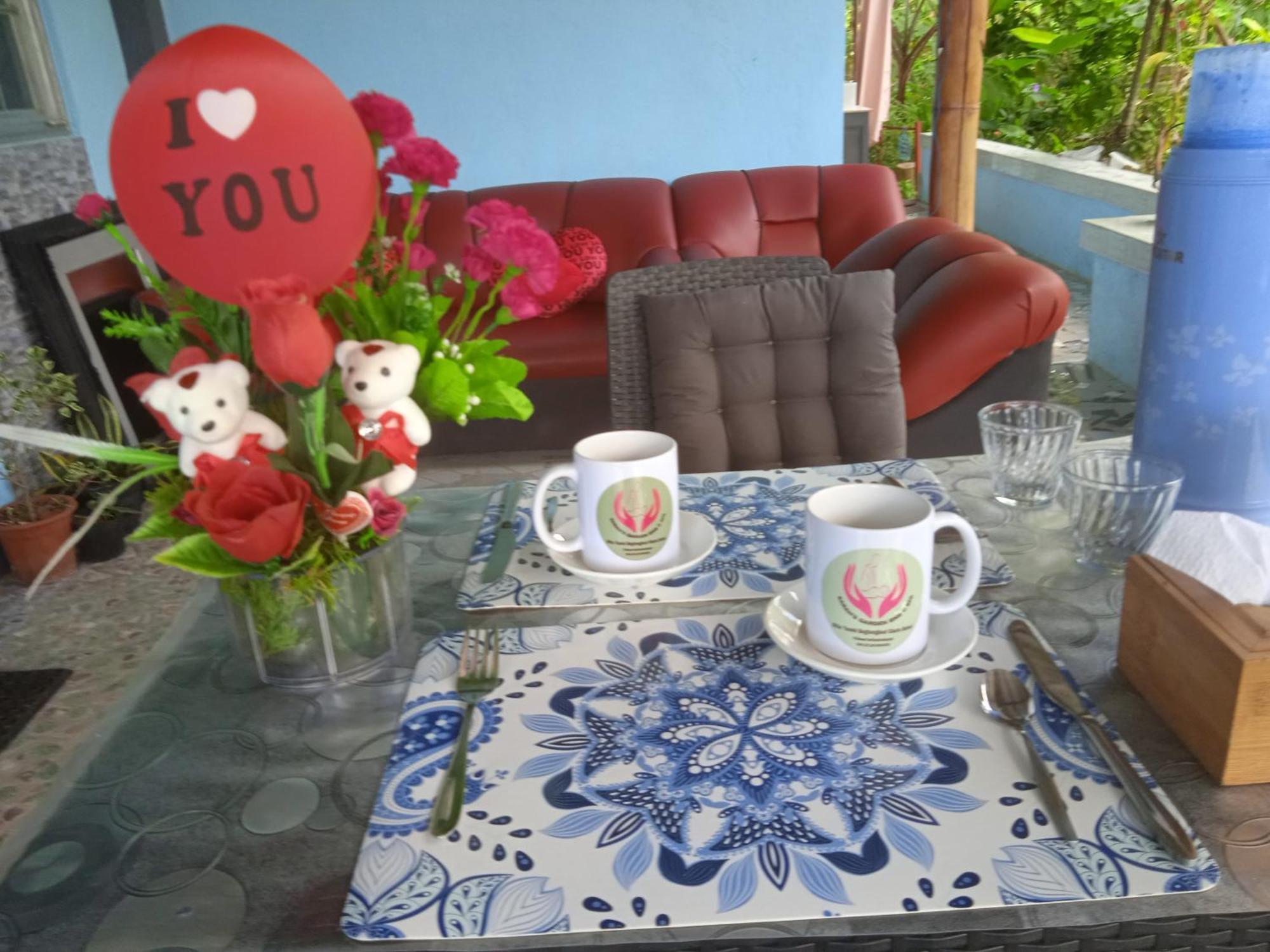 Sarah'S Garden Bnb & Spa Panzió Clarin  Kültér fotó